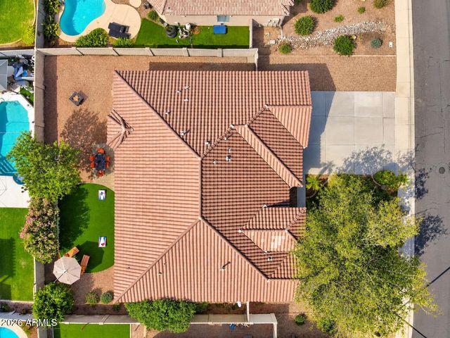 89 E ELGIN Street, Gilbert, AZ 85295