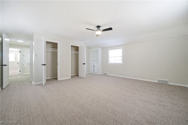 4037 Washington Boulevard, University Heights, OH 44118