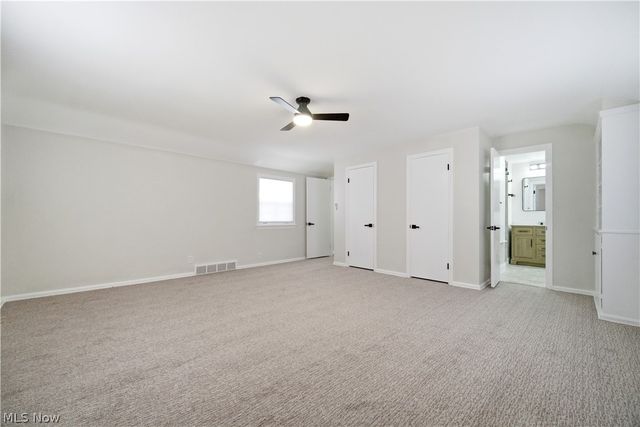 4037 Washington Boulevard, University Heights, OH 44118