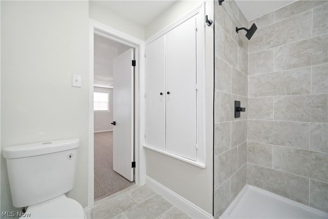 4037 Washington Boulevard, University Heights, OH 44118