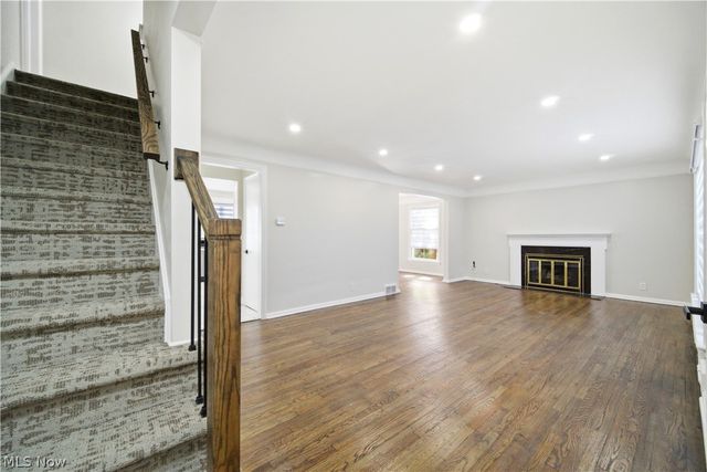 4037 Washington Boulevard, University Heights, OH 44118