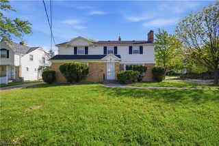 4037 Washington Boulevard, University Heights, OH 44118