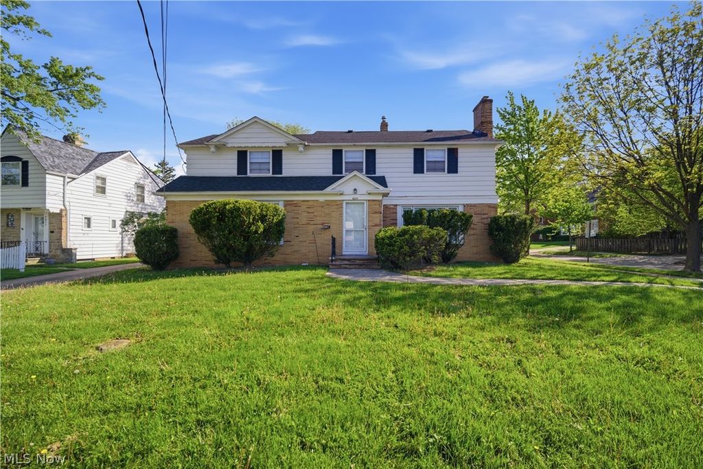 4037 Washington Boulevard, University Heights, OH 44118