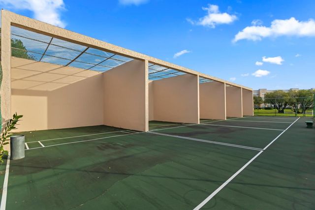 2801 N Pine Island Road 208, Sunrise, FL 33322