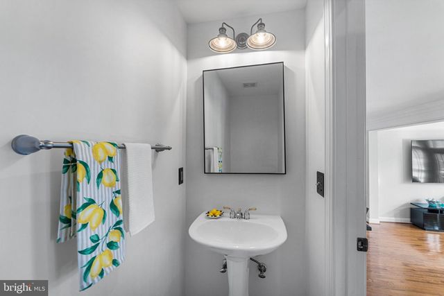 43788 BENT CREEK TER, Leesburg, VA 20176