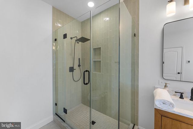 43788 BENT CREEK TER, Leesburg, VA 20176