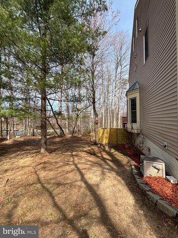 4116 HAMPSTEAD LN, Woodbridge, VA 22192