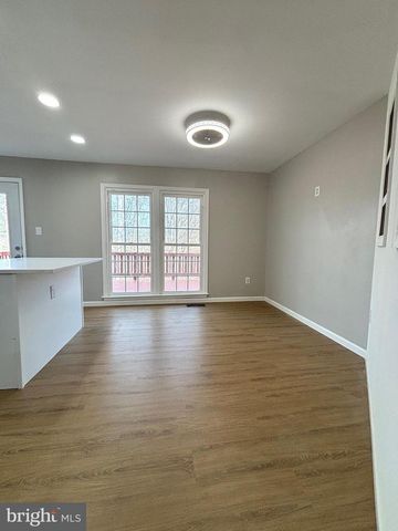 4116 HAMPSTEAD LN, Woodbridge, VA 22192