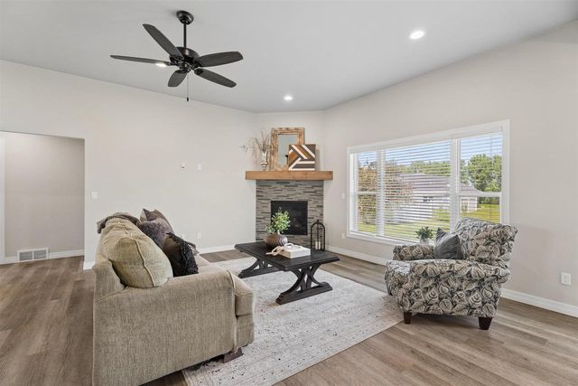 3535 GLEN OAKS, Green Bay, WI 54311