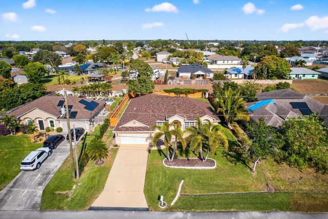 837 SW Hamberland Avenue, Port St. Lucie, Port St Lucie, FL 34953