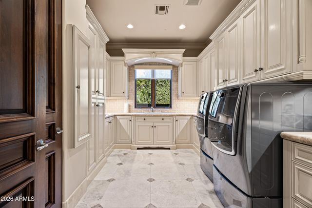 6636 N LOST DUTCHMAN Drive, Paradise Valley, AZ 85253