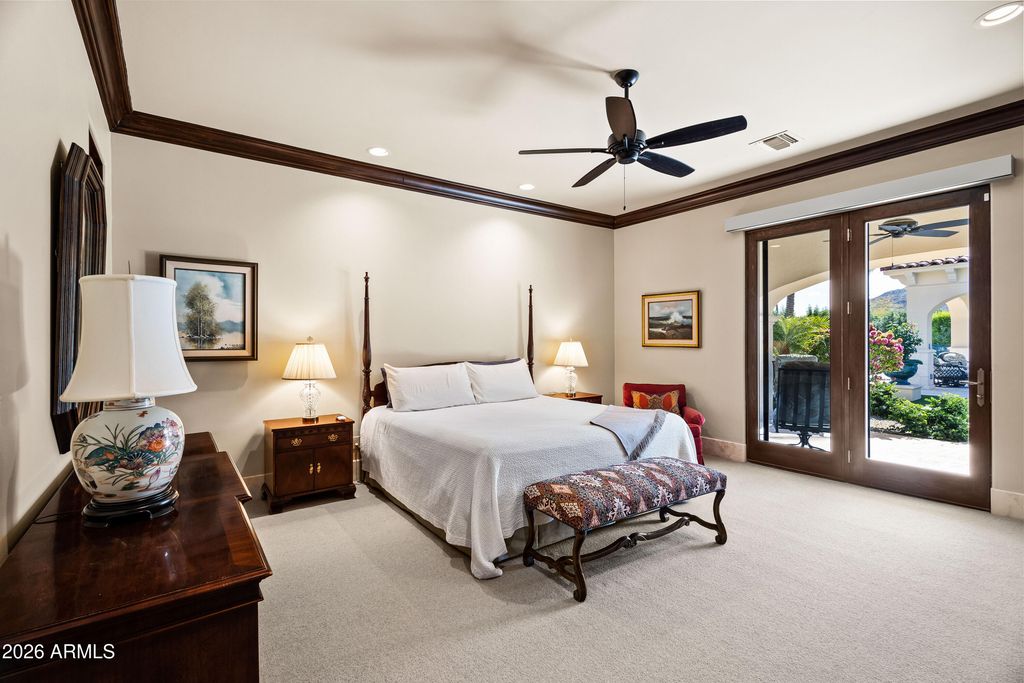 Image 31 of property listing at 6636 N LOST DUTCHMAN Drive, Paradise Valley, AZ 85253