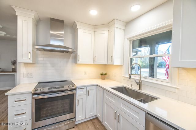 237 Jeb Stuart Drive, Wilmington, NC 28412