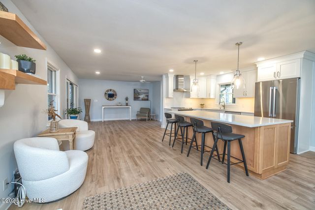 237 Jeb Stuart Drive, Wilmington, NC 28412