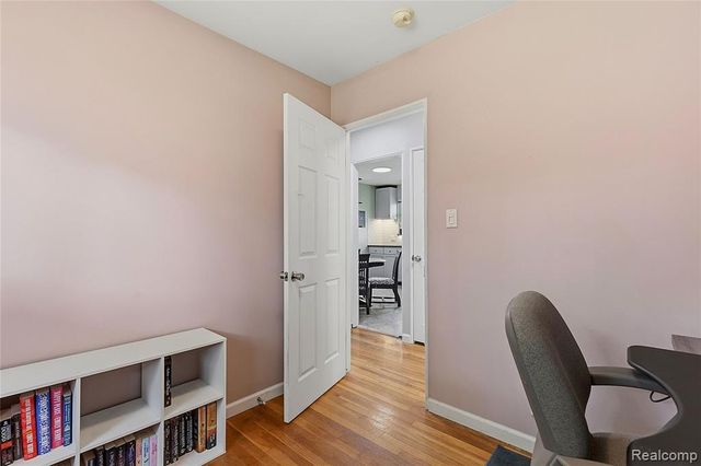 22159 W Brandon Street, Farmington, MI 48336