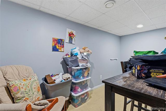 22159 W Brandon Street, Farmington, MI 48336