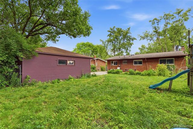 22159 W Brandon Street, Farmington, MI 48336