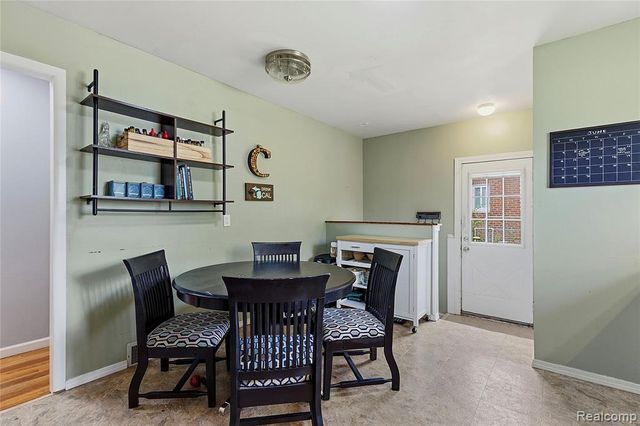22159 W Brandon Street, Farmington, MI 48336