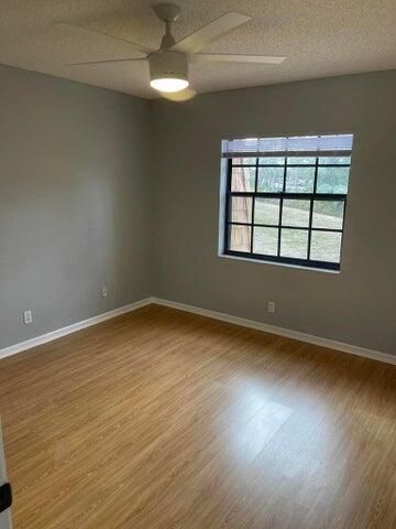 4237 Oak Terrace Drive, Greenacres, FL 33463