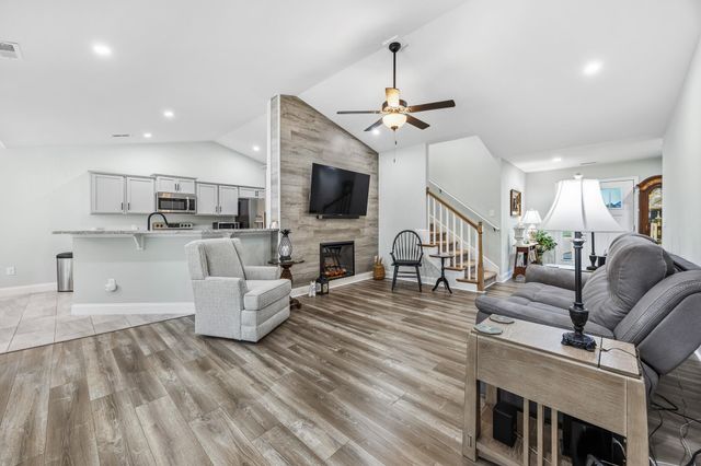 4177 Charleston Oaks Dr, Loris, SC 29569