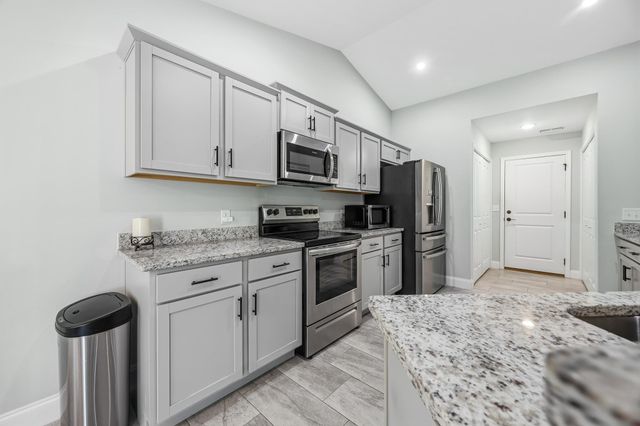 4177 Charleston Oaks Dr, Loris, SC 29569