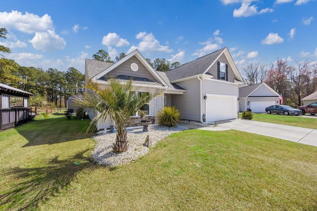 4177 Charleston Oaks Dr, Loris, SC 29569
