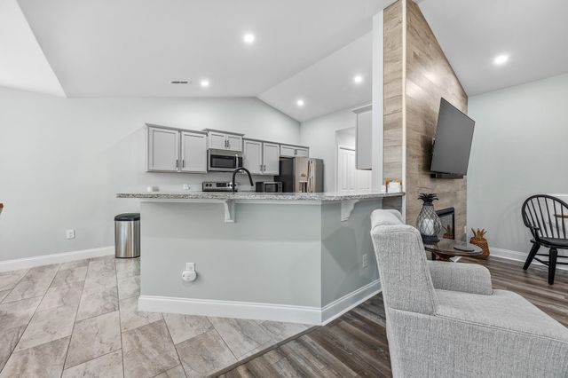 4177 Charleston Oaks Dr, Loris, SC 29569