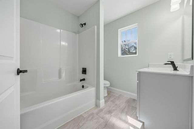 4177 Charleston Oaks Dr, Loris, SC 29569