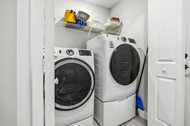 4177 Charleston Oaks Dr, Loris, SC 29569