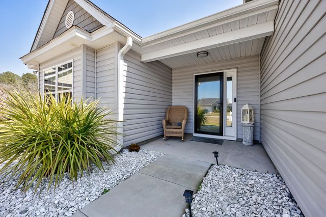 4177 Charleston Oaks Dr, Loris, SC 29569