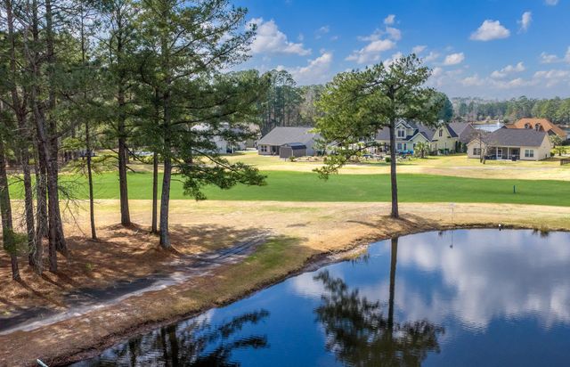 4177 Charleston Oaks Dr, Loris, SC 29569