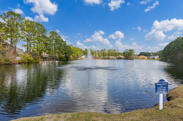 4177 Charleston Oaks Dr, Loris, SC 29569