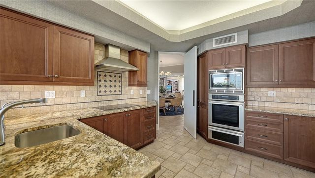 3010 GRAND BAY BOULEVARD 434, Longboat Key, FL 34228