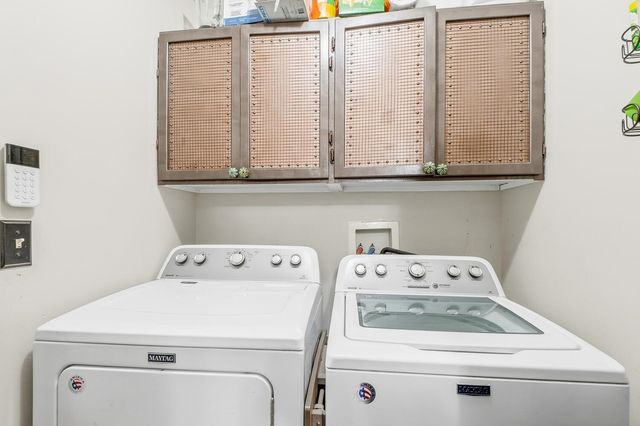 10906 W Ryan St, Wichita, KS 67205