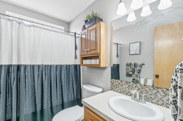 10906 W Ryan St, Wichita, KS 67205