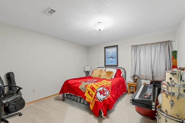 10906 W Ryan St, Wichita, KS 67205