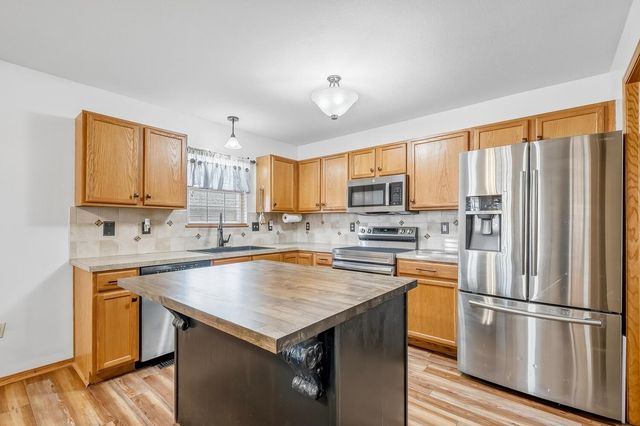 10906 W Ryan St, Wichita, KS 67205