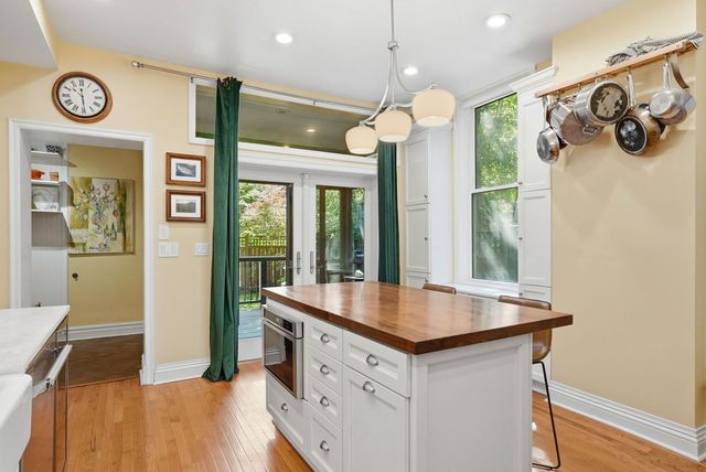 601 Emerson St, Shadyside, PA 15206