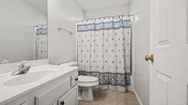 1001 Crimson Creek Drive, Lexington, KY 40509
