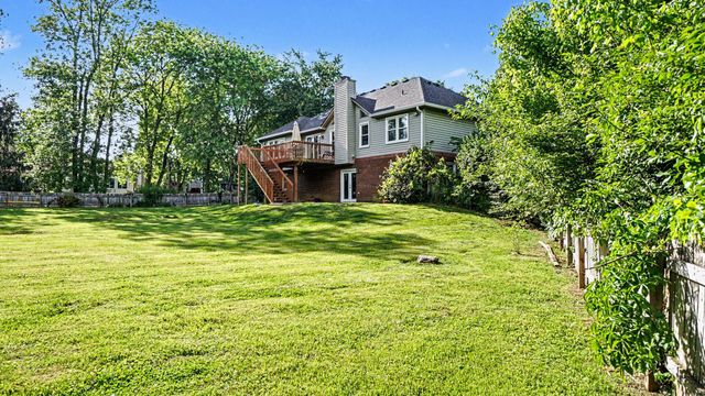 1001 Crimson Creek Drive, Lexington, KY 40509