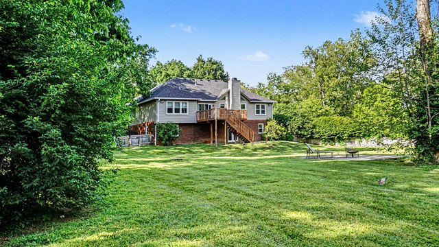 1001 Crimson Creek Drive, Lexington, KY 40509