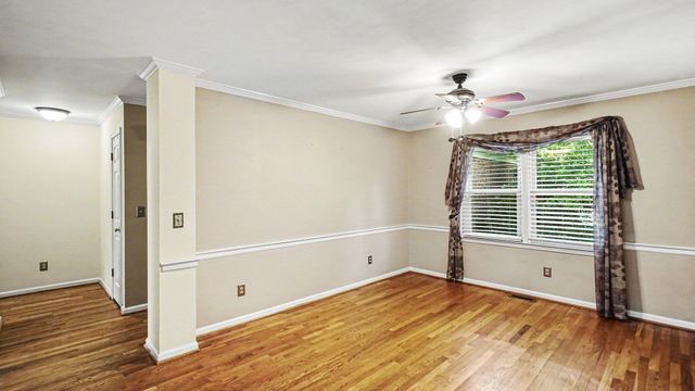 1001 Crimson Creek Drive, Lexington, KY 40509
