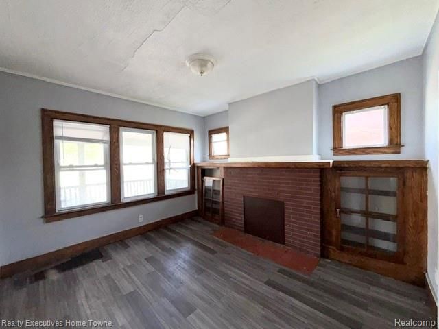 2569 Alter Road, Detroit, MI 48215