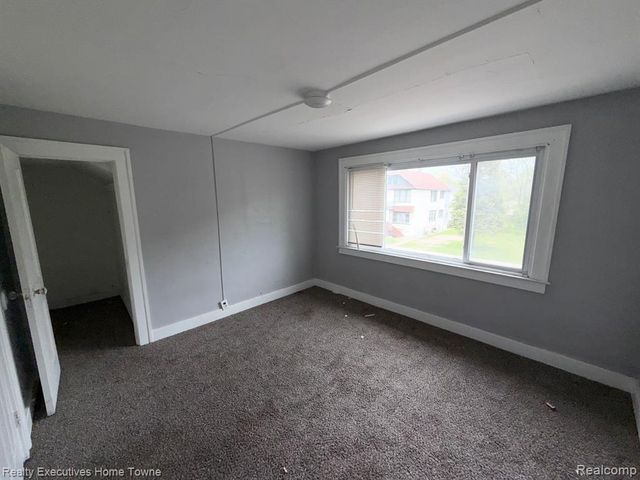 2569 Alter Road, Detroit, MI 48215