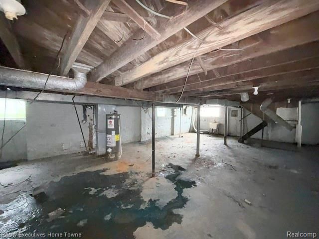 2569 Alter Road, Detroit, MI 48215