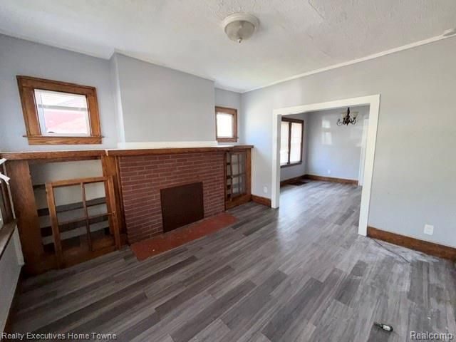 2569 Alter Road, Detroit, MI 48215