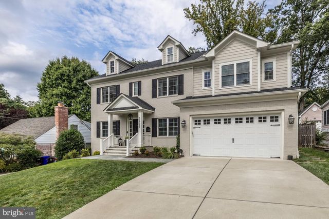5627 KNOLLWOOD RD, Bethesda, MD 20816
