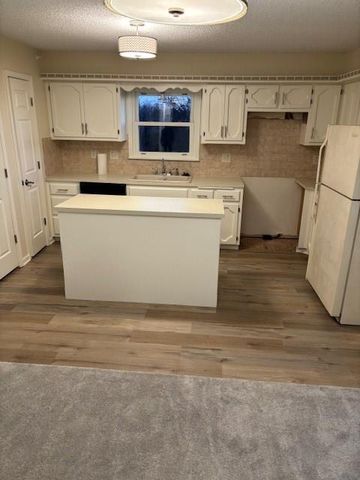 818 Autumn Drive, Belton, MO 64012