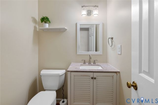 11820 Wexwood Dr, North Chesterfield, VA 23236