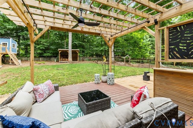 11820 Wexwood Dr, North Chesterfield, VA 23236